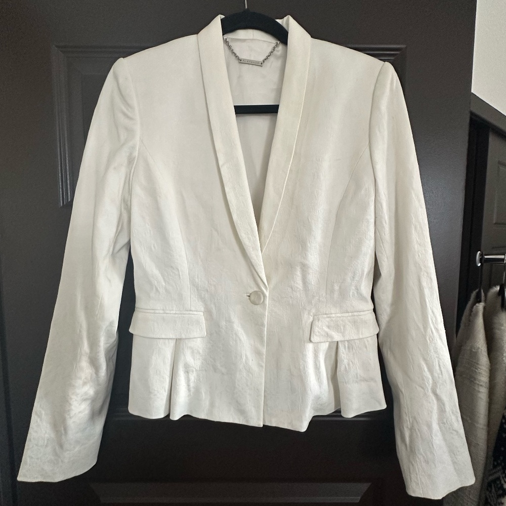 NWT ELIE TAHARI WHITE TEXTURED FITTED "PAIGE JACKET" SIZE 8
